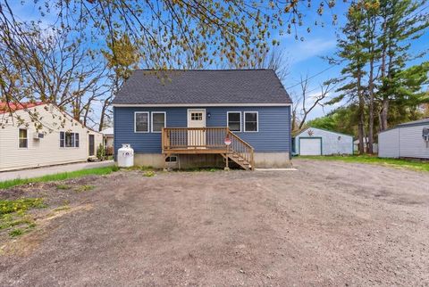 Photo of 18 Coolidge Avenue, Saco, ME 04072 (MLS # 1662084)