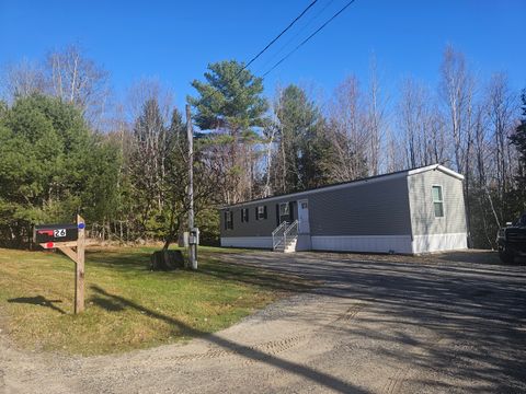 Photo of 26 Evergreen Drive, Otisfield, ME 04270 (MLS # 1658564)