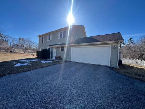 Photo of 3 Lyndsay Road, Sanford, ME 04073 (MLS # 1654617)