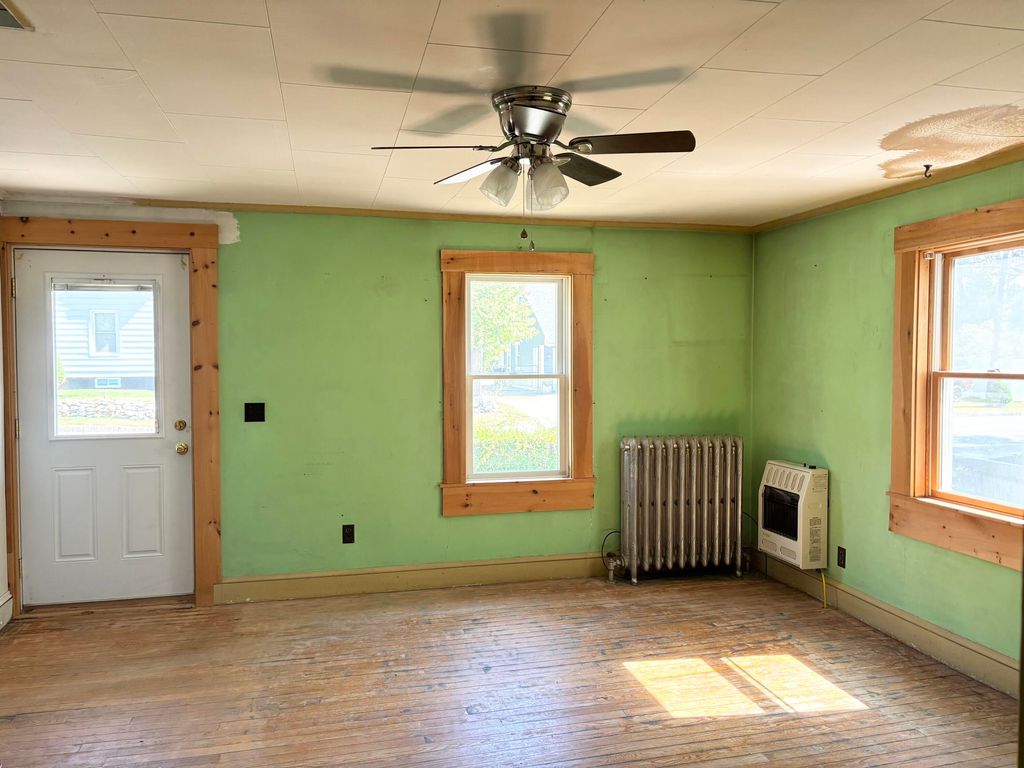 Photo of 159 S Main Street, Auburn, ME 04210 (MLS # 1637412)