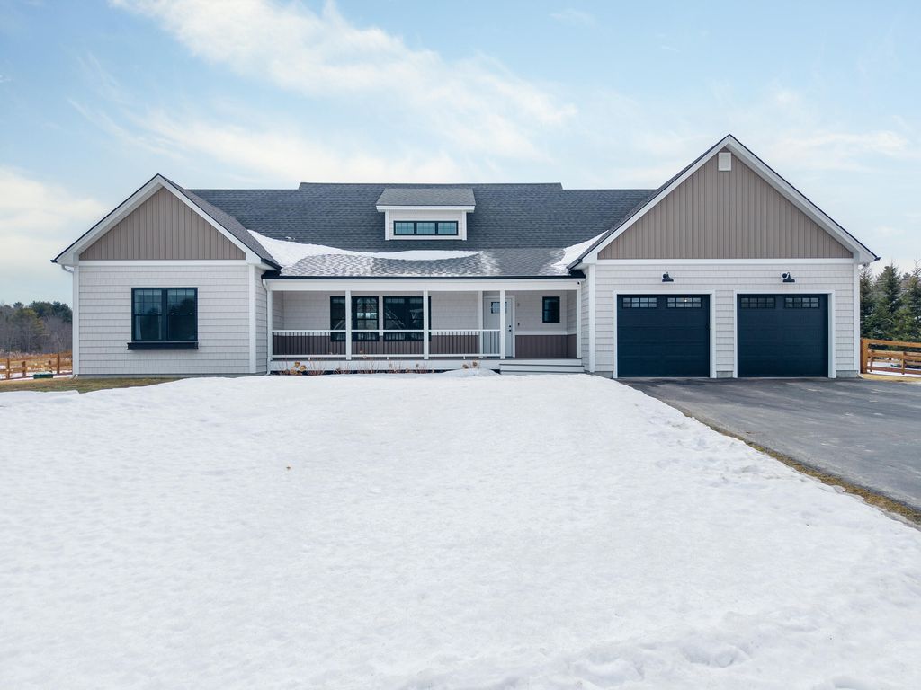 Photo of 2 Renee Road, Freeport, ME 04032 (MLS # 1653962)