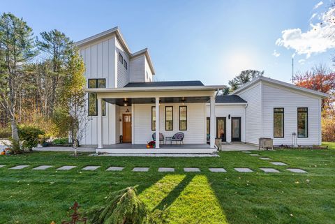 Photo of 12 Wallace Street, Kennebunk, ME 04043 (MLS # 1659088)