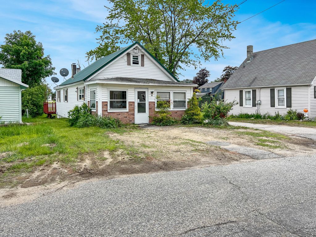 Photo of 12 Dix Avenue, Dixfield, ME 04224 (MLS # 1561239)