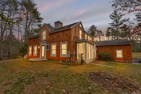 Photo of 59 Webber Hill Road, Kennebunk, ME 04043 (MLS # 1646610)