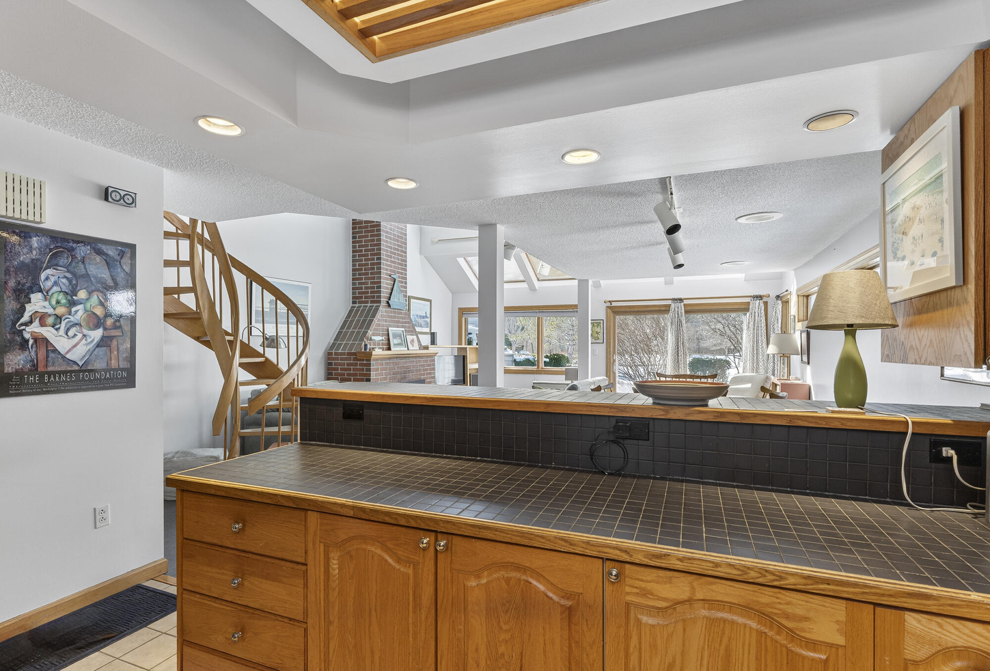 146 W Grand Avenue 52