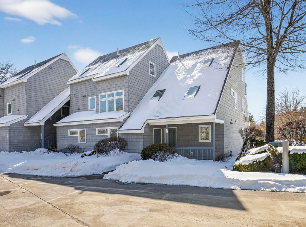 Photo of 146 W Grand Avenue #52, Old Orchard Beach, ME 04064 (MLS # 1653153)