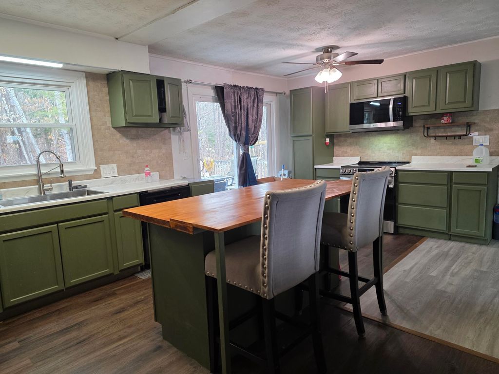 Photo of 184 Old Greene Road, Lewiston, ME 04240 (MLS # 1655535)