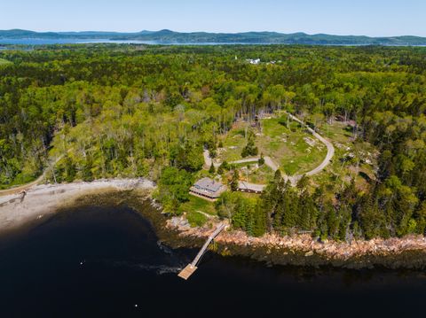 Photo of 118 E East Shore Drive, Islesboro, ME 04848 (MLS # 1625494)