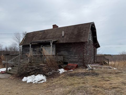 Photo of 726 Hanson Ridge Road, Sanford, ME 04083 (MLS # 1654955)