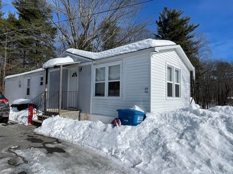 Photo of 19 Aspen Circle, Kittery, ME 03904 (MLS # 1651150)
