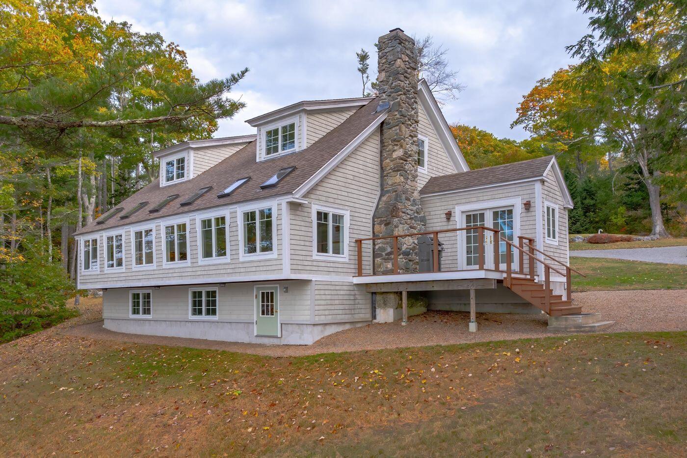 1008 Surry Road