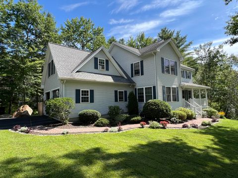 Photo of 13 Sheffield Avenue, Lewiston, ME 04240 (MLS # 1653648)