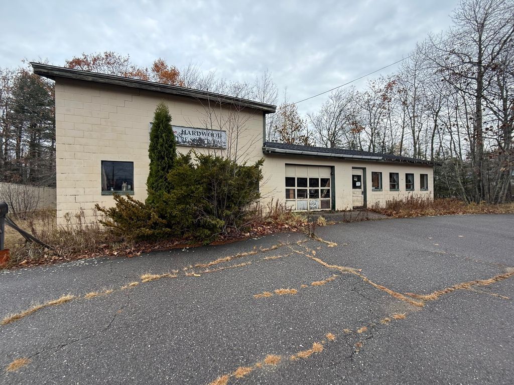 Photo of 407 West Street, Rockport, ME 04856 (MLS # 1643078)