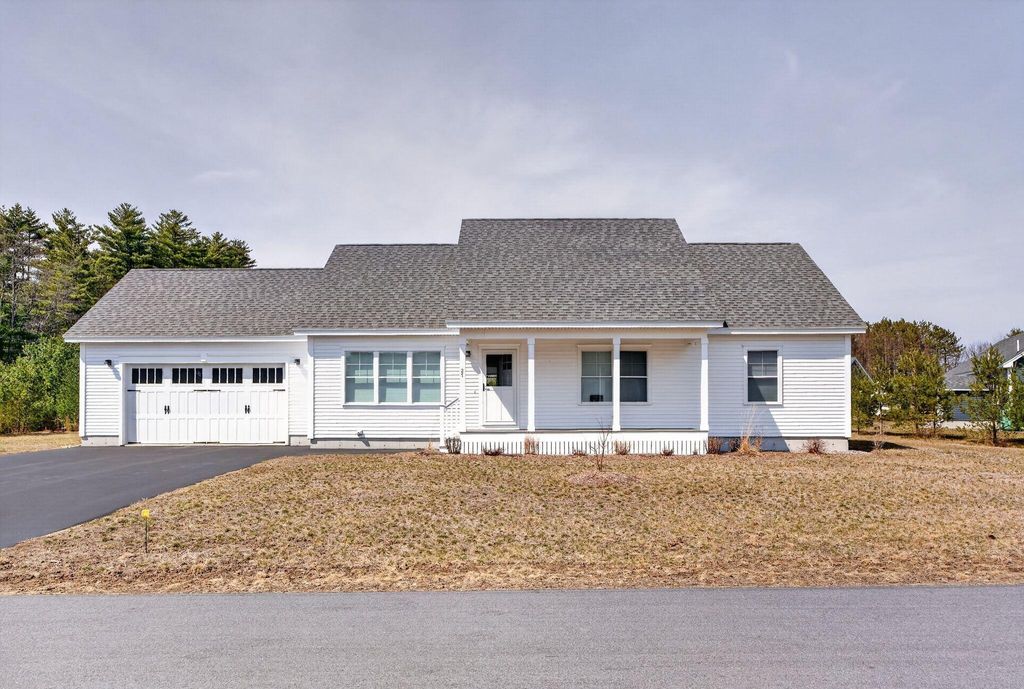 Photo of 27 Alden Pines Drive #9, Waterboro, ME 04087 (MLS # 1657729)