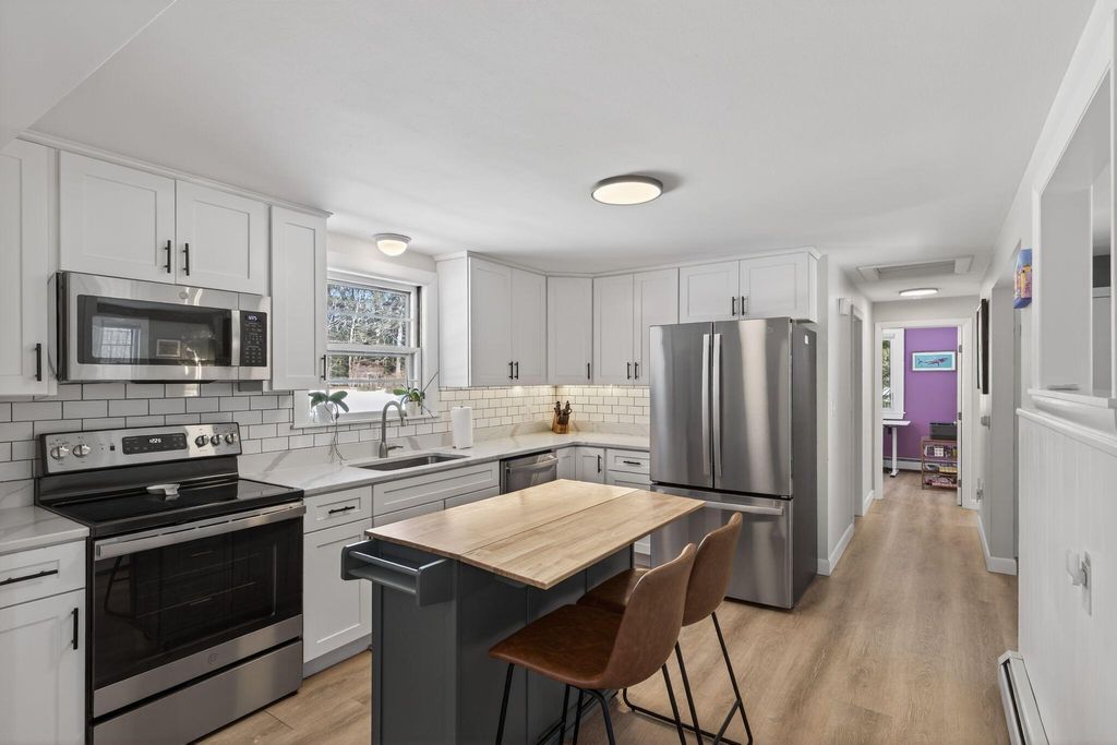 Photo of 24 Day Road, Gorham, ME 04038 (MLS # 1650380)