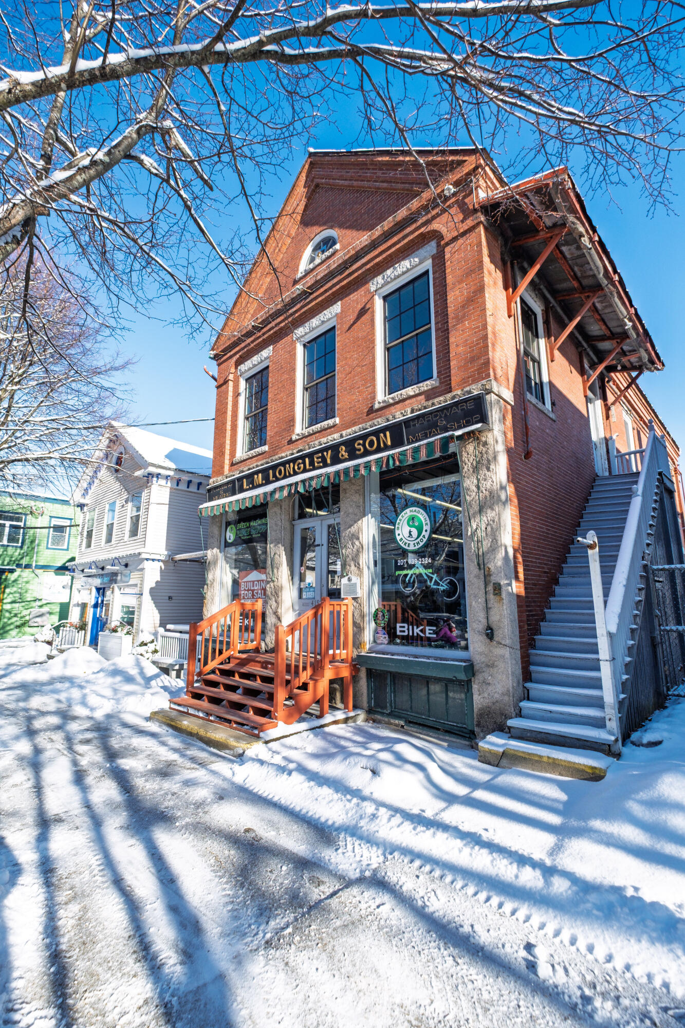 419 Main Street