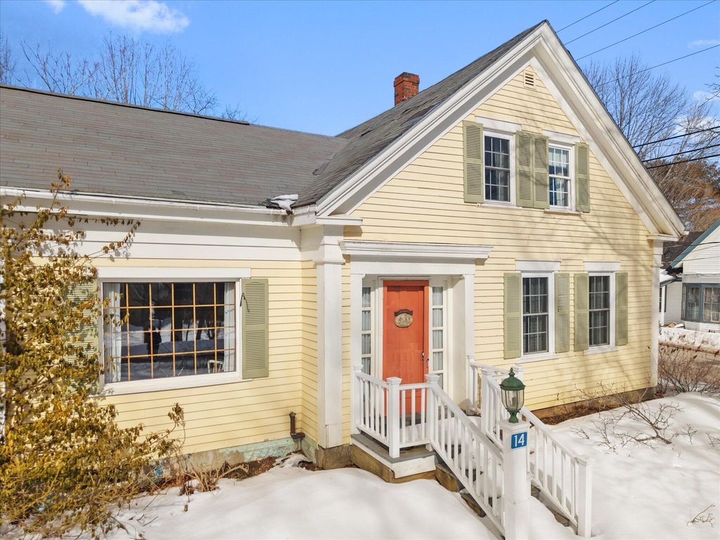 Photo of 14 Oak Street, Bucksport, ME 04496 (MLS # 1653973)