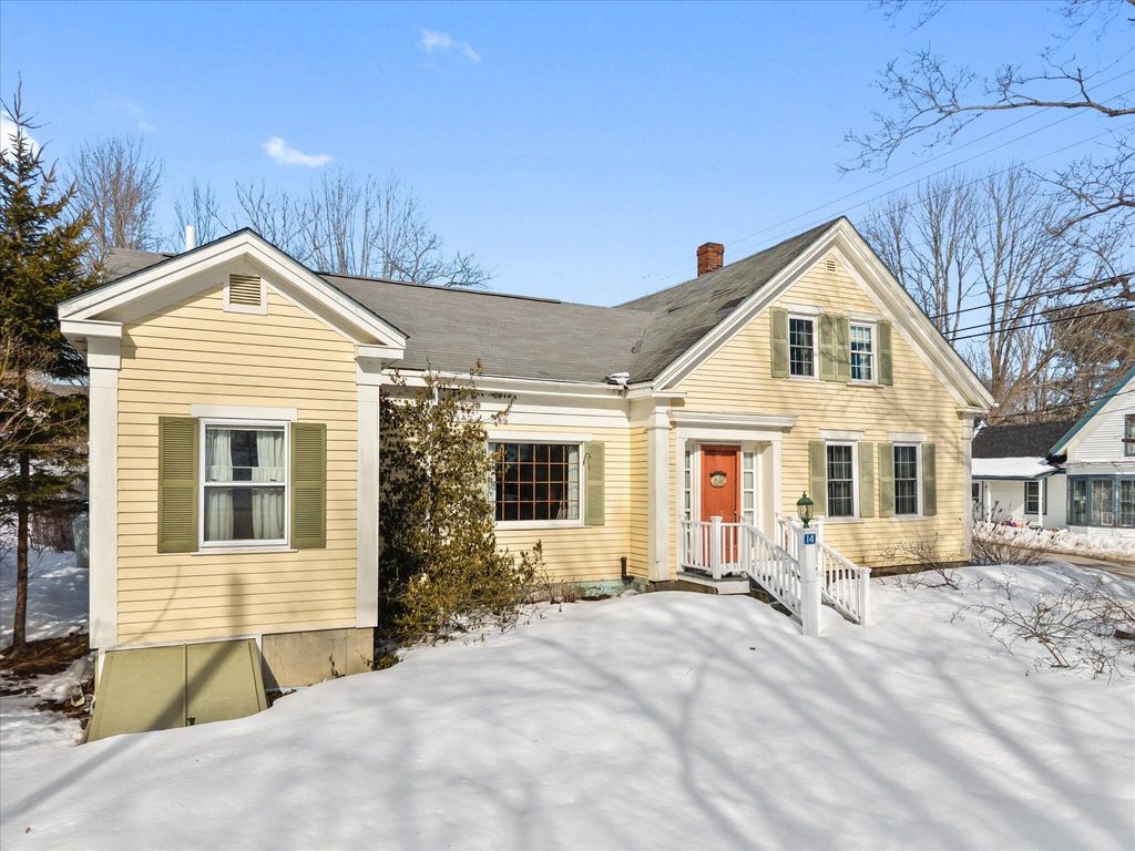 Photo of 14 Oak Street, Bucksport, ME 04496 (MLS # 1653973)