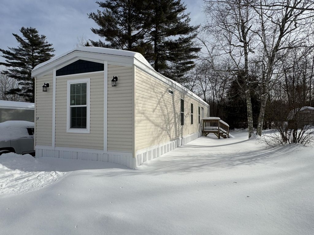Photo of 17 Macleod Lane, Belfast, ME 04915 (MLS # 1650491)