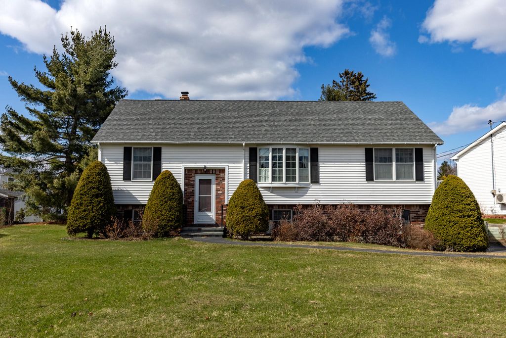 Photo of 24 Laurel Circle Circle, Bangor, ME 04401 (MLS # 1657665)