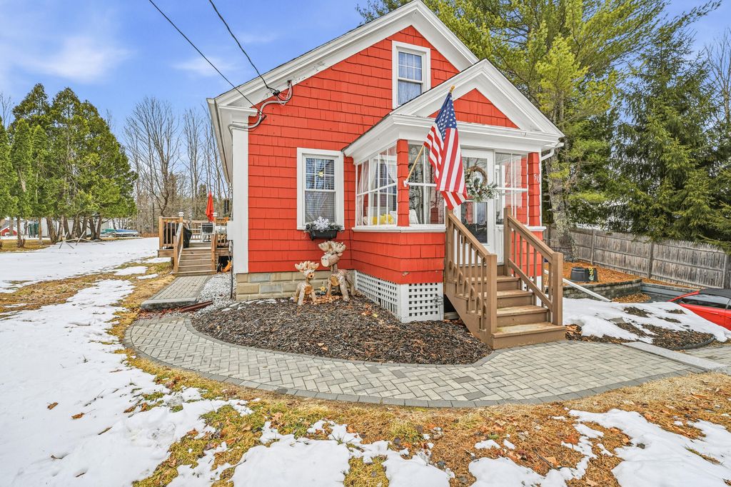 Photo of 50 N Auburn Road, Auburn, ME 04210 (MLS # 1655698)