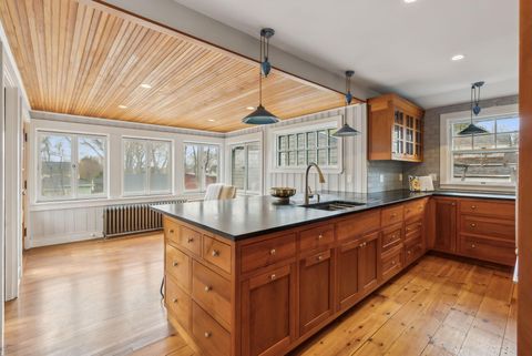 Photo of 160 Craigie Street, Portland, ME 04102 (MLS # 1649096)