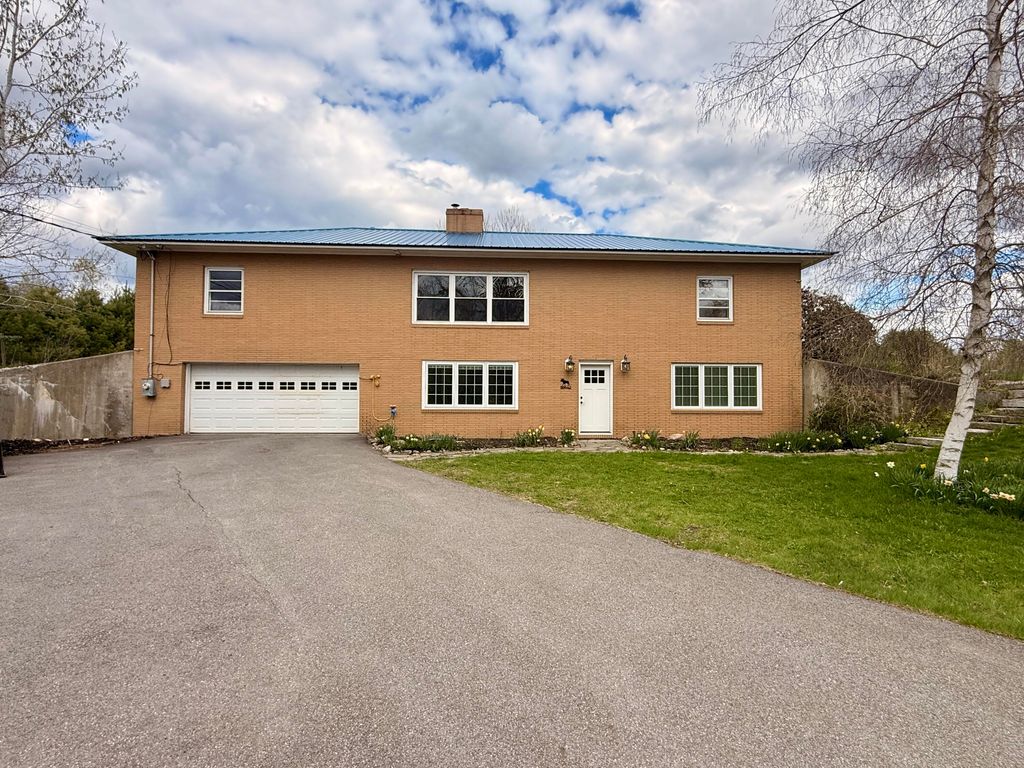 Photo of 448 Hunnewell Avenue, Pittsfield, ME 04967 (MLS # 1661238)