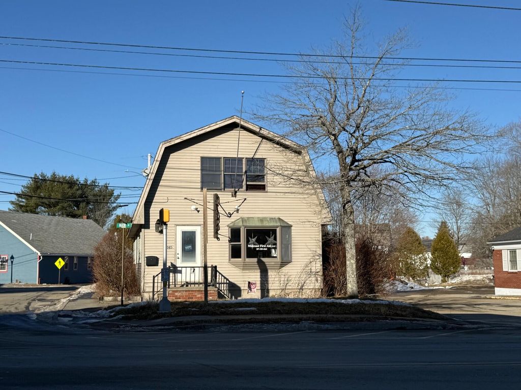 Photo of 145 Main Street, Thomaston, ME 04861 (MLS # 1649243)