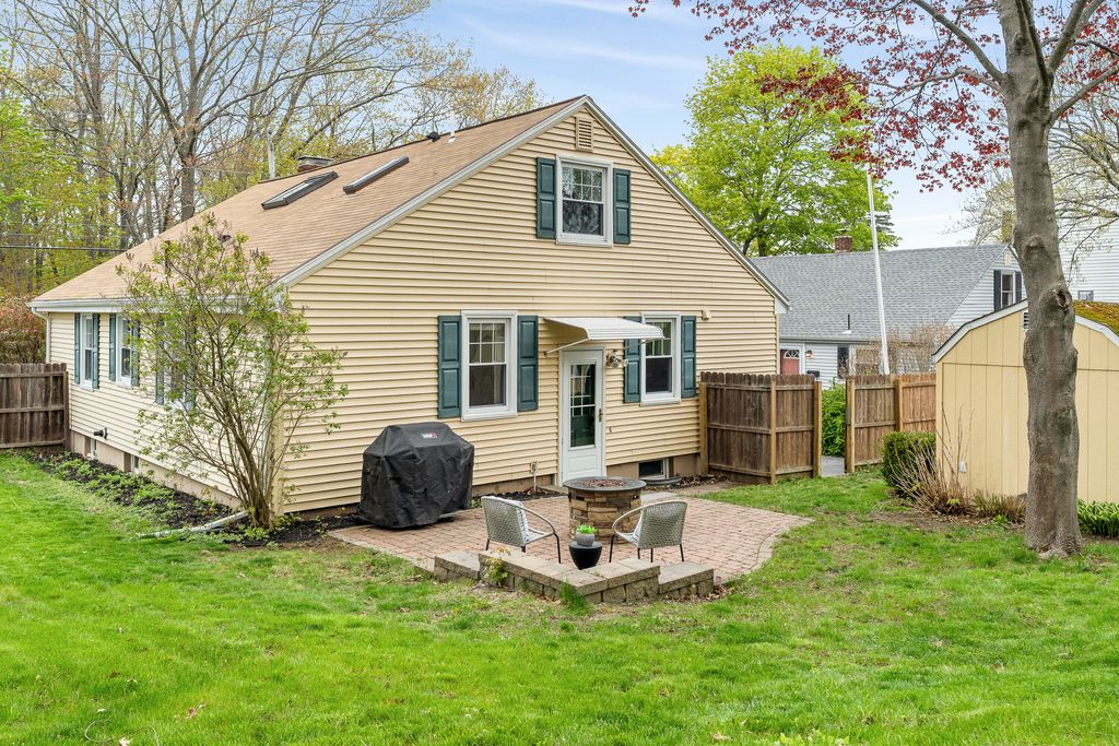 Photo of 128 S Richland Street, South Portland, ME 04106 (MLS # 1662213)