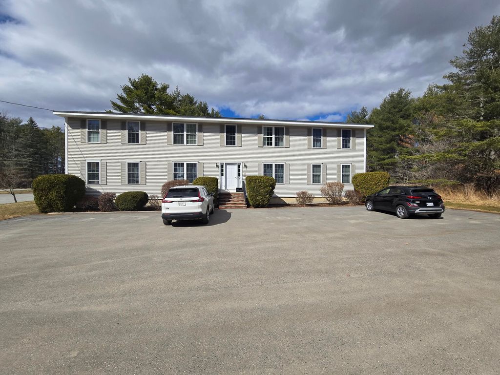 Photo of 69 Fieldstone #3, Bangor, ME 04401 (MLS # 1654594)