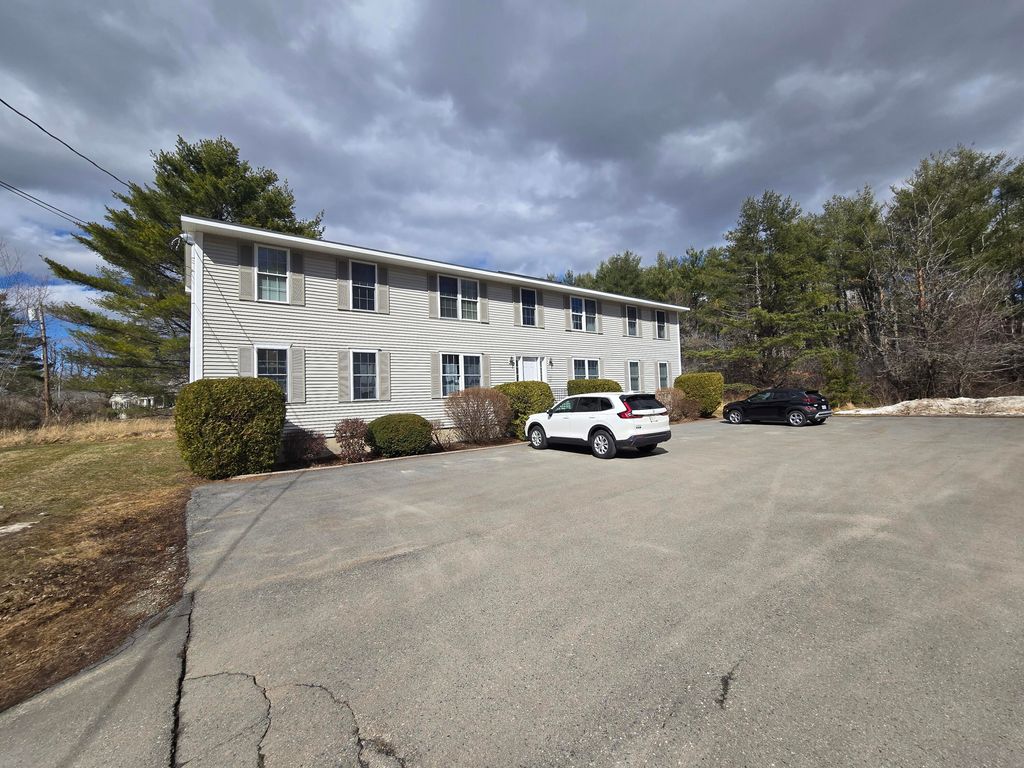Photo of 69 Fieldstone #3, Bangor, ME 04401 (MLS # 1654594)