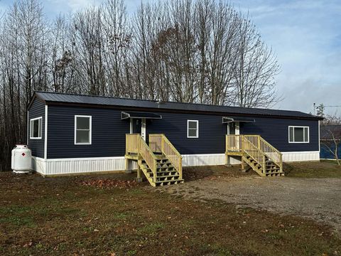 550 Troy Road Detroit ME 04929