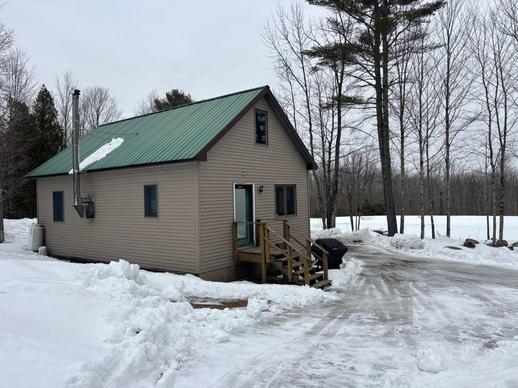 Photo of 465 Powers Road, Pittsfield, ME 04967 (MLS # 1653702)
