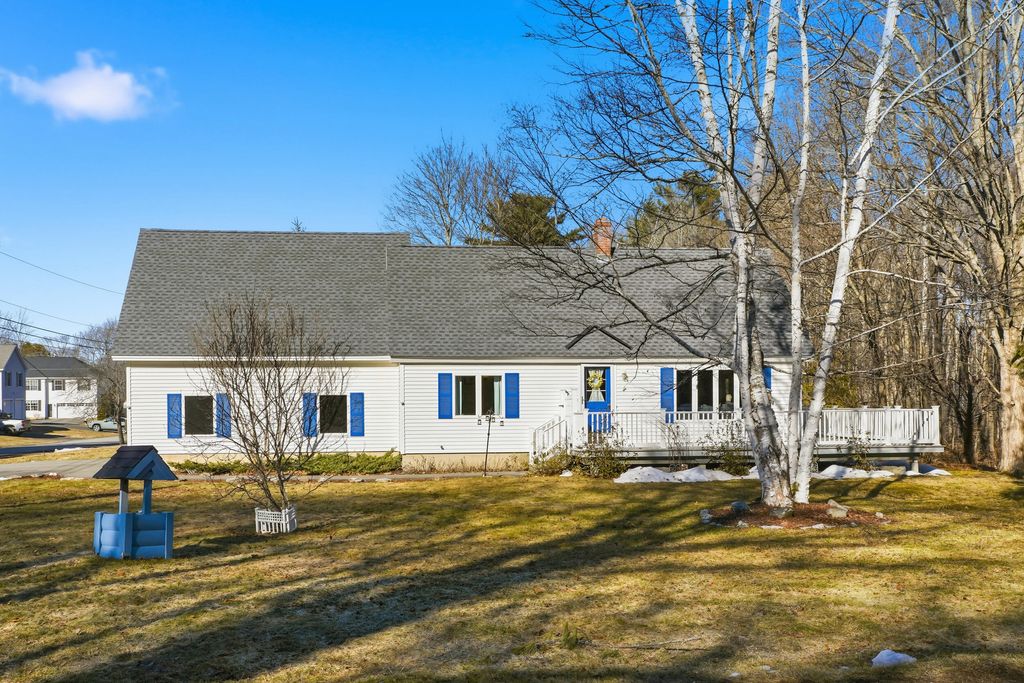 Photo of 5 Fairways, Bangor, ME 04401 (MLS # 1655968)