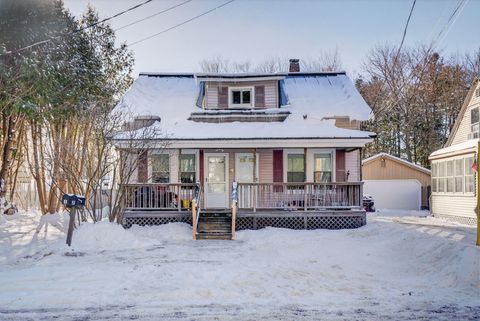 Photo of 36 Edgemont Avenue, Waterville, ME 04901 (MLS # 1646595)