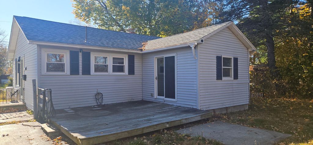 Photo of 8 Crescent Street, Brewer, ME 04412 (MLS # 1648988)