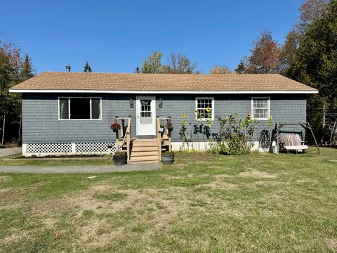 Photo of 264 Cross Road, Hancock, ME 04640 (MLS # 1640453)