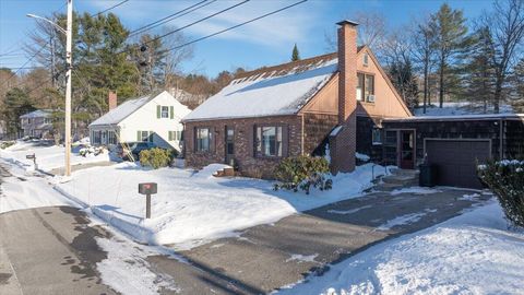 Photo of 25 Shank Street, Lewiston, ME 04240 (MLS # 1646127)