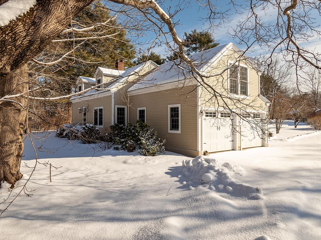 Photo of 120 Mechanic Street, Camden, ME 04843 (MLS # 1650336)