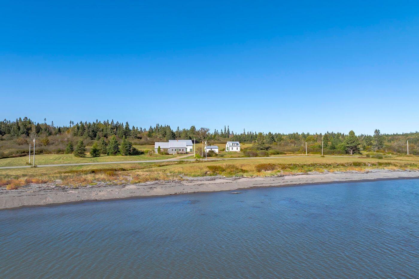 1047 Boot Cove Road