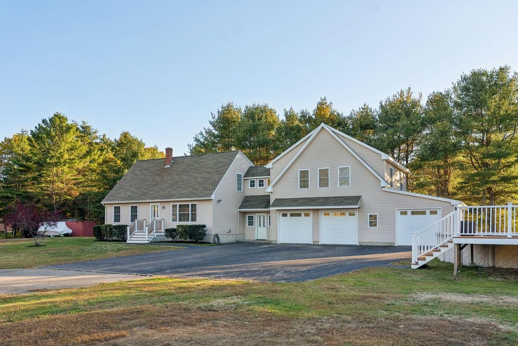 Photo of 10 Tow Road, Biddeford, ME 04005 (MLS # 1642470)