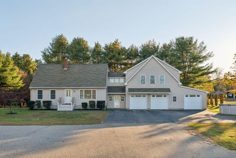 Photo of 10 Tow Road, Biddeford, ME 04005 (MLS # 1642470)