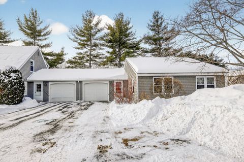 Photo of 1 Dale Court #1, Portland, ME 04102 (MLS # 1650973)