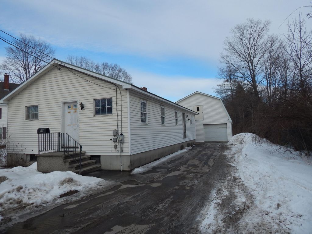 Photo of 19 Park Street, Paris, ME 04281 (MLS # 1652069)