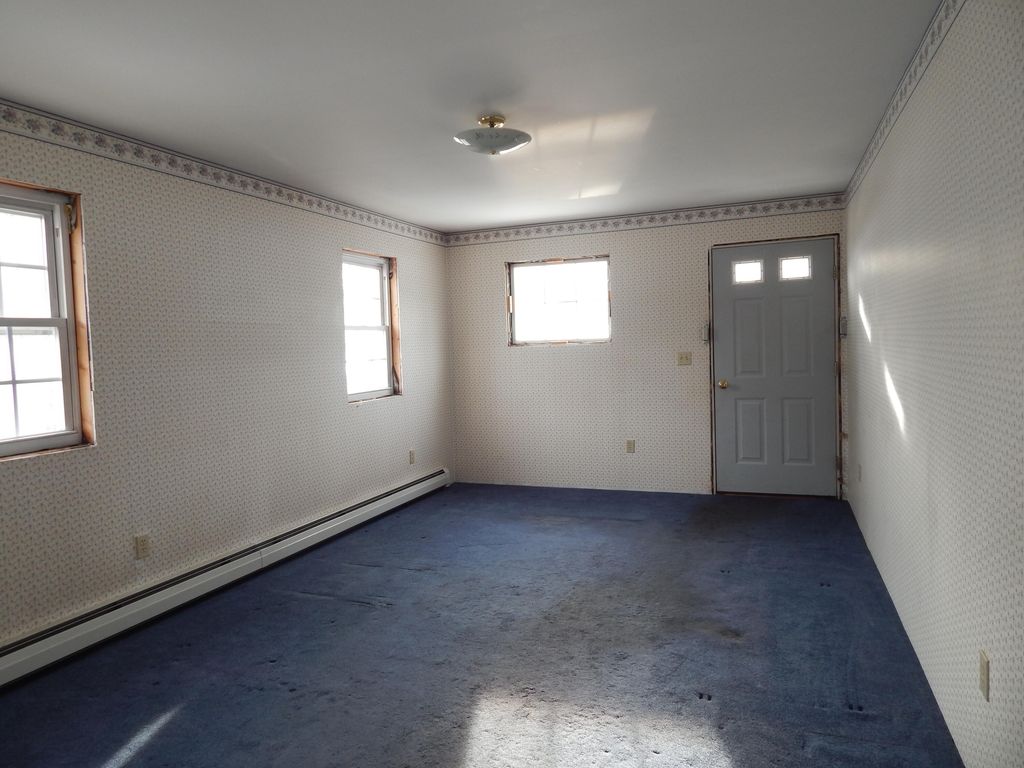 Photo of 19 Park Street, Paris, ME 04281 (MLS # 1652069)