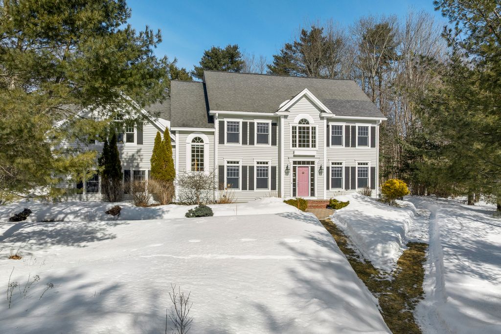 Photo of 36 Jewell Street, Brunswick, ME 04011 (MLS # 1653285)