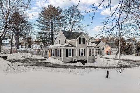 Photo of 346 Lincoln Street, Bangor, ME 04401 (MLS # 1651930)