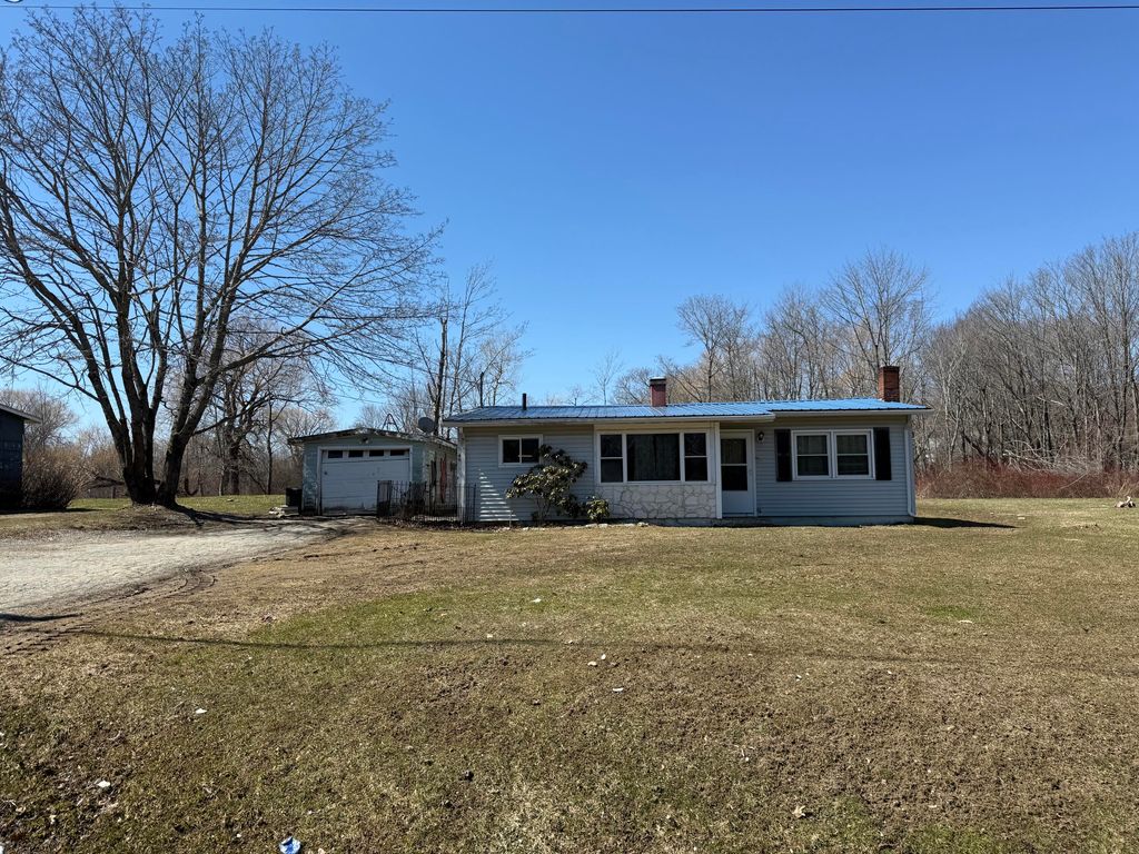 Photo of 40 Lake View Drive, Rockland, ME 04841 (MLS # 1657127)