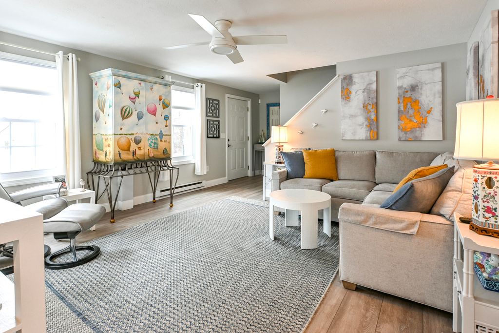 Photo of 20 Landing Drive #20, Kennebunk, ME 04043 (MLS # 1656635)