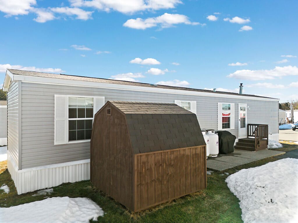Photo of 28 Lynch Street, Brunswick, ME 04011 (MLS # 1654100)